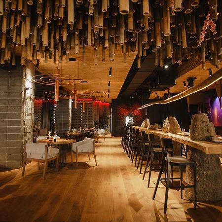 利沃夫里克斯韦尔里乌斯酒店 外观 照片